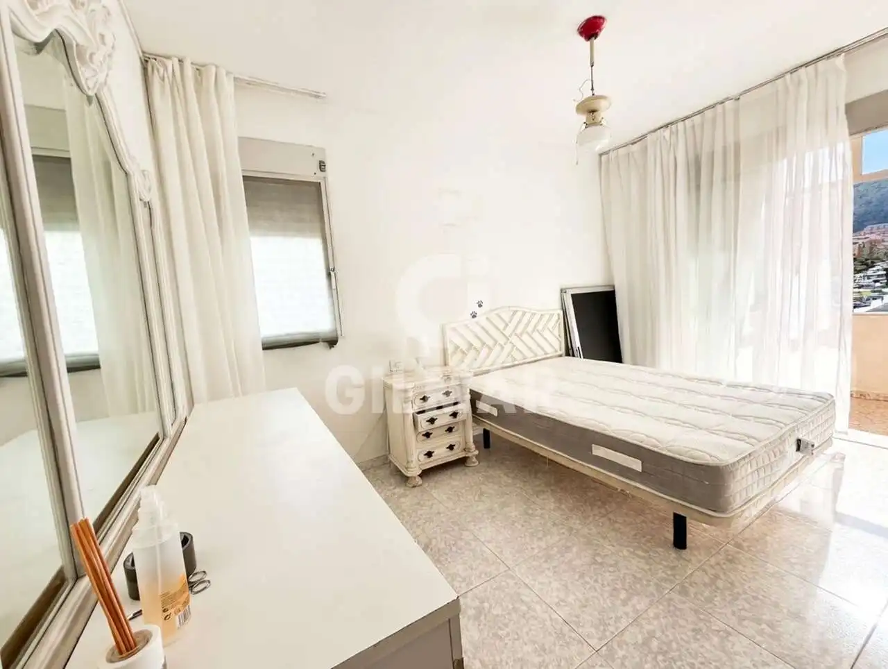 Habitación de Piso en venta en Arona con Amueblado