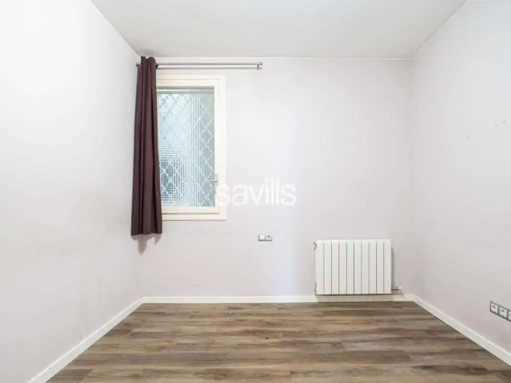 Habitación de Apartamento en venta en Barcelona con Aire acondicionado, Horno y Balcón