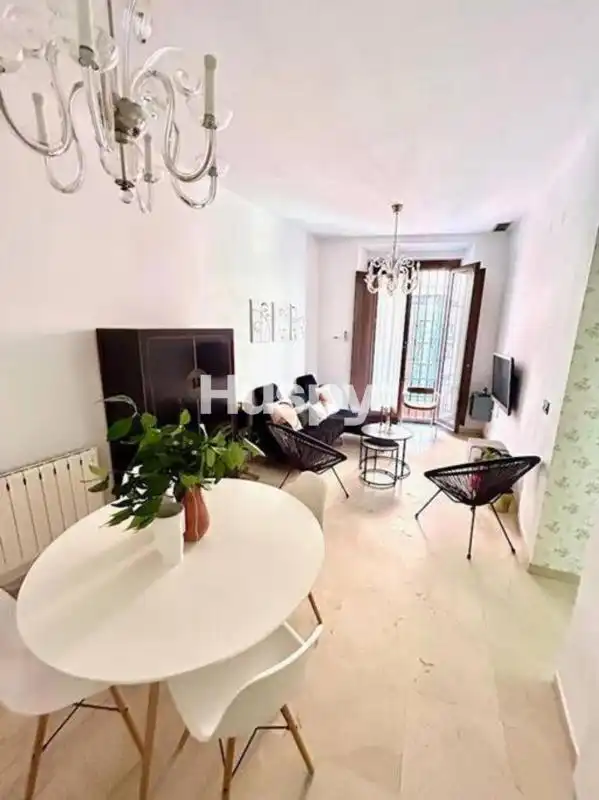 Living room of Flat for sale in Casco Antiguo