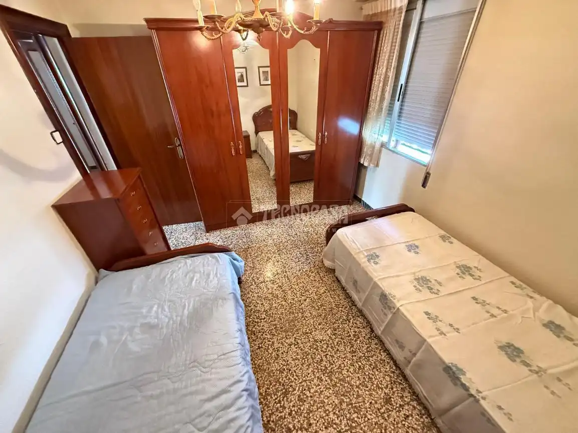 Bedroom of Flat for sale in Zaragoza