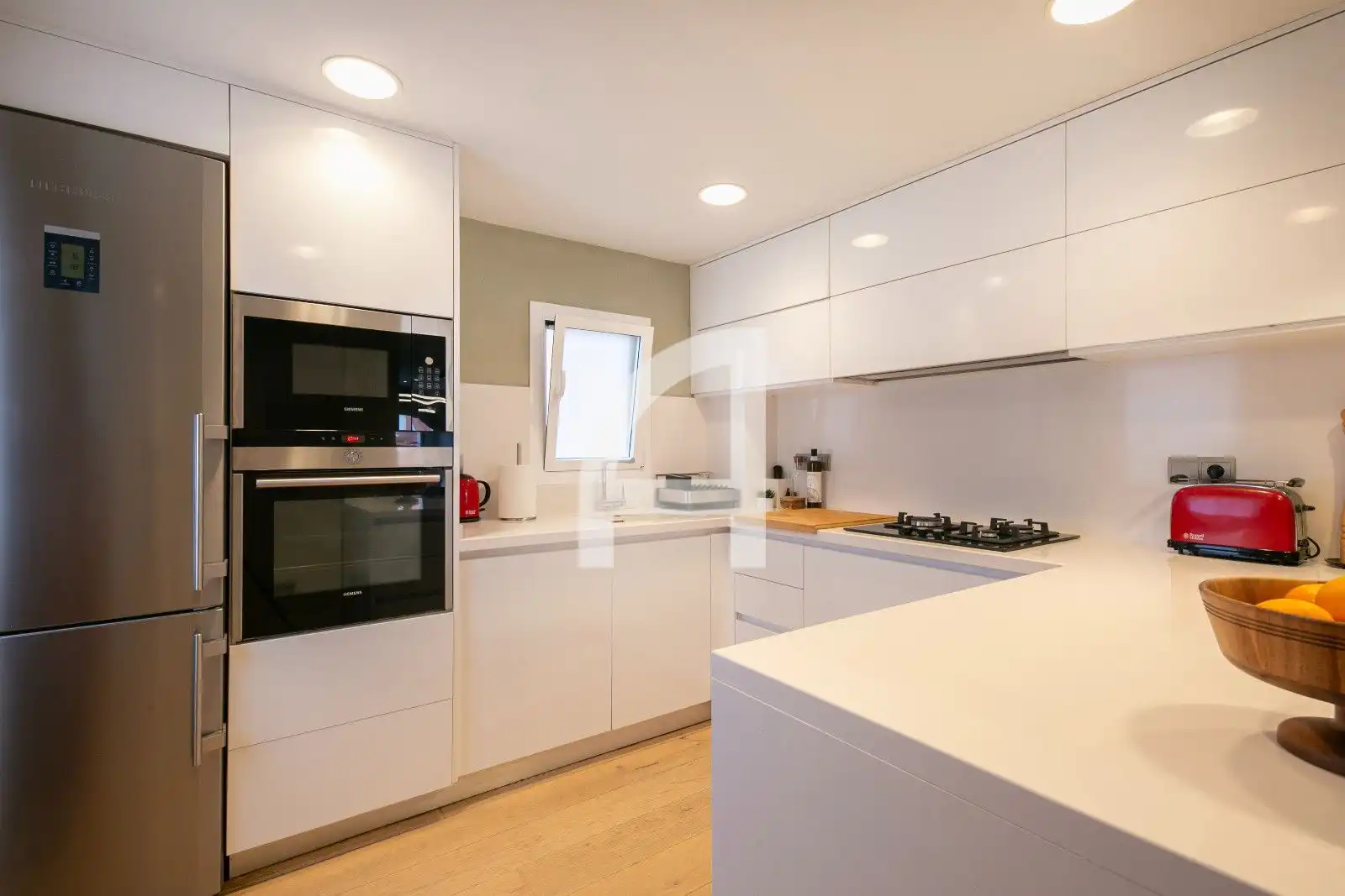 Cuina de Pis en venda en Barcelona amb Aire condicionat, Calefacció i Parquet