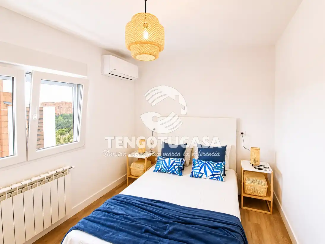 Schlafzimmer von Wohnung zum Verkauf in Madrid mit Klimaanlage, Heizung und Parkett