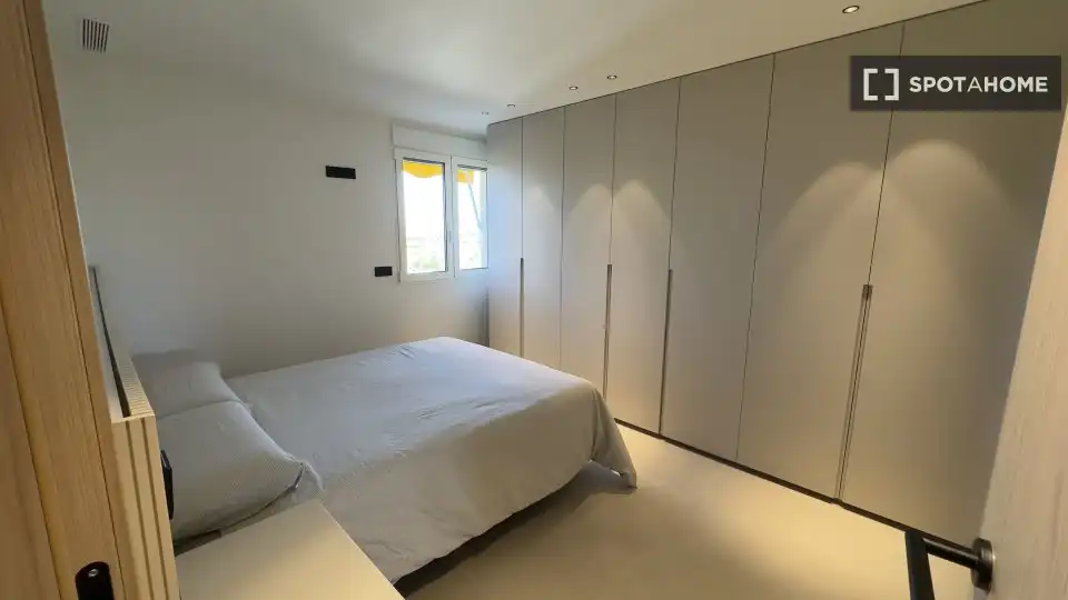 Schlafzimmer von Wohnungen zur untervermieten in Alicante / Alacant mit Klimaanlage, Terrasse und Möbliert