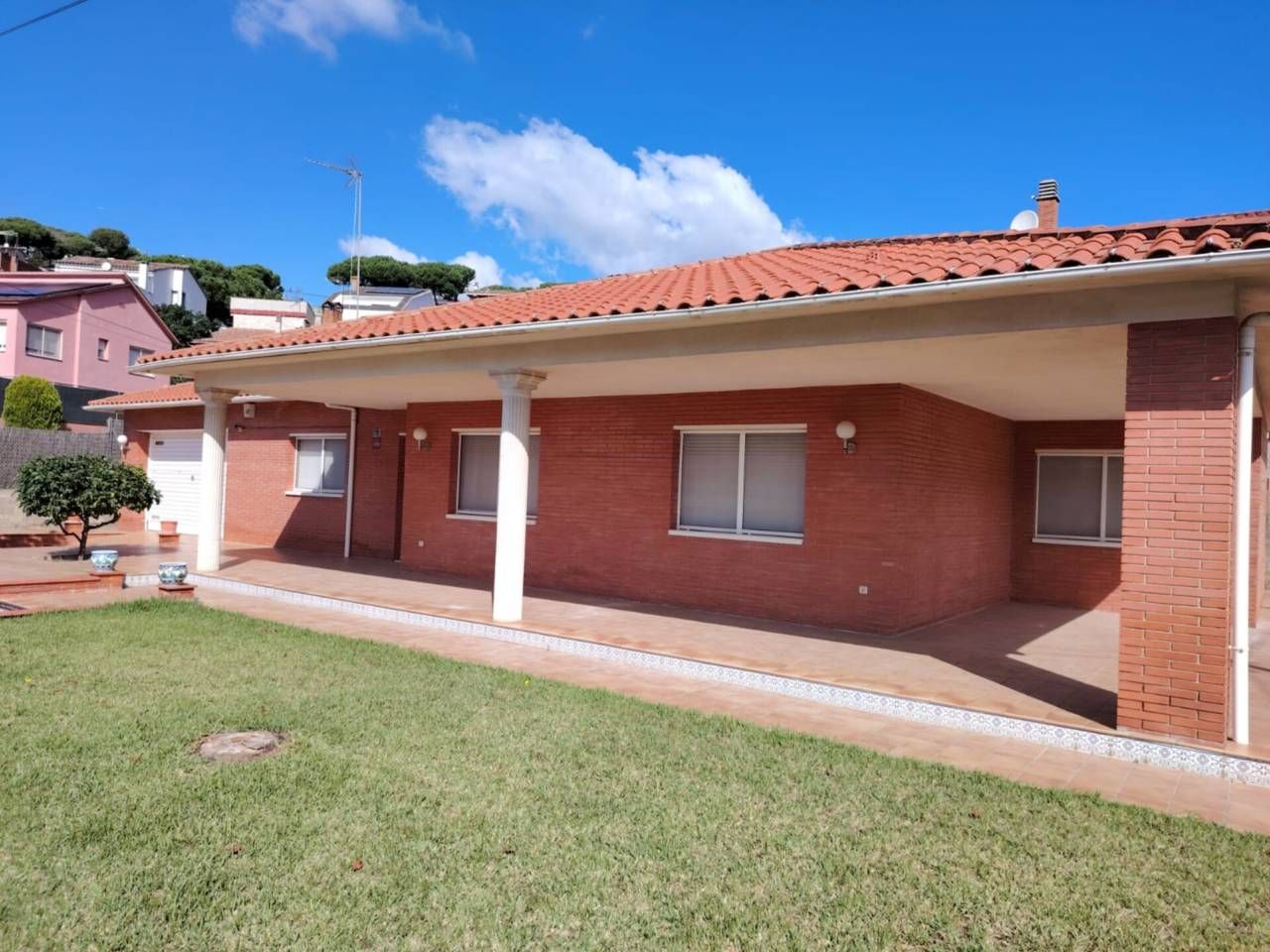 Exterior view of House or chalet to rent in Sant Fost de Campsentelles  with Heating, Private garden and Terrace
