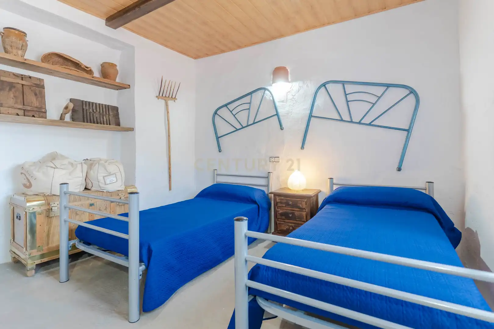 Habitación de Casa o chalet en venta en Colomera con Jardín privado, Trastero y Piscina