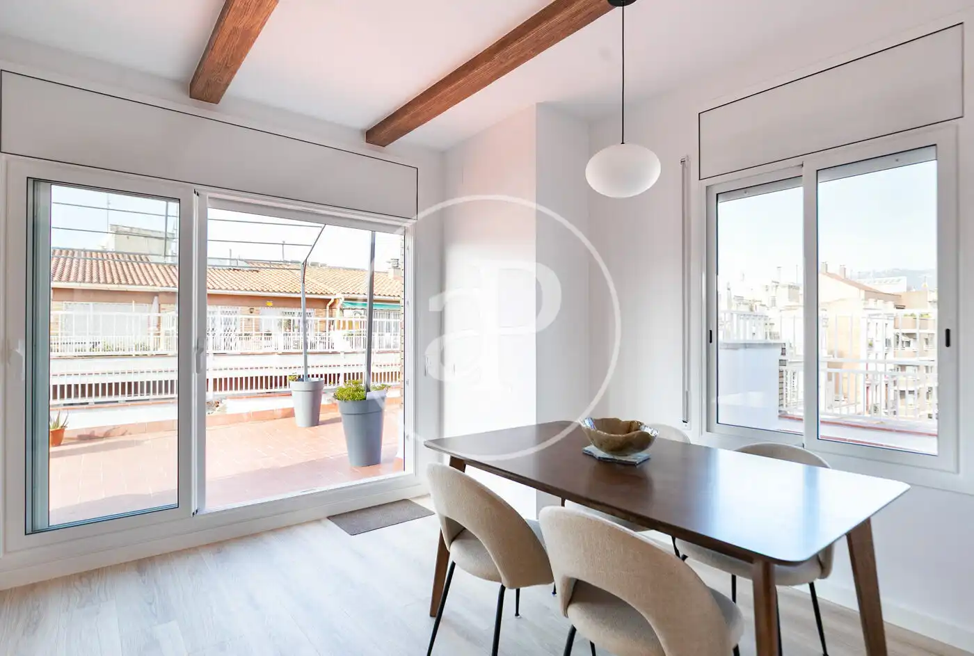 Comedor de Ático en venta en Barcelona con Aire acondicionado, Calefacción y Terraza
