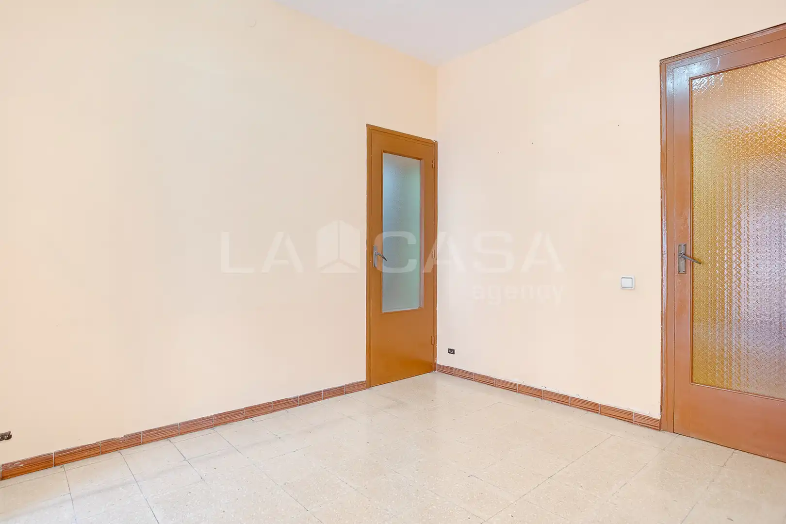 Piso en venta en Barcelona con Balcón
