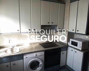 Kitchen of Flat to rent in Vitoria - Gasteiz