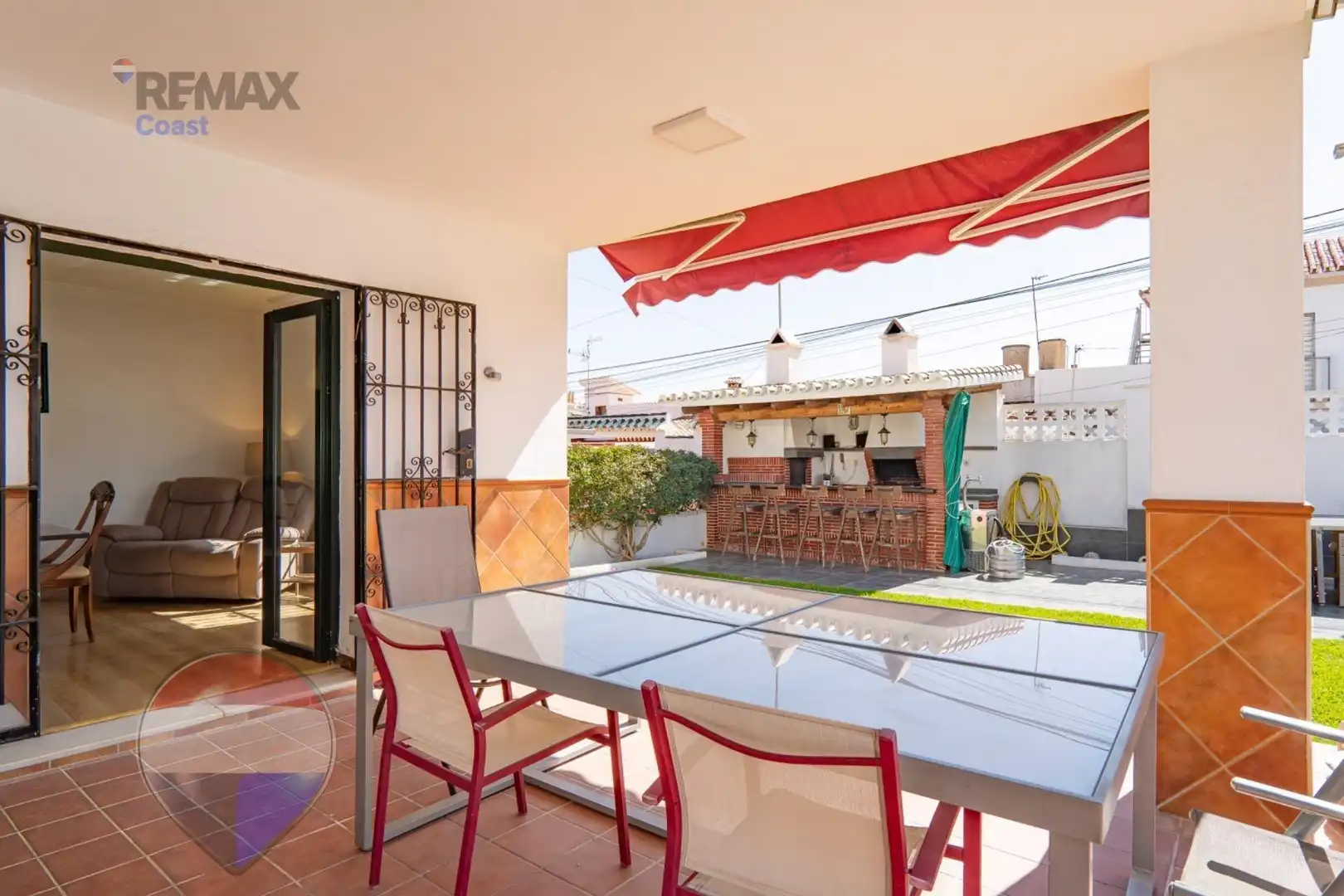 Terrassa de Casa o xalet en venda en Rincón de la Victoria amb Aire condicionat, Jardí privat i Piscina