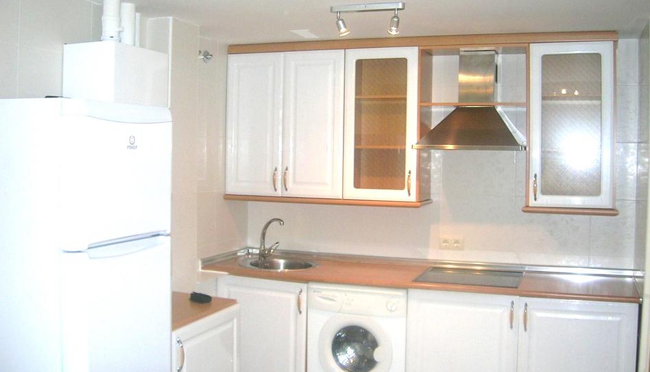 Photo 1 of Apartment for sale in Calle Mayor a la Plaza, Castellanos de Moriscos, Salamanca