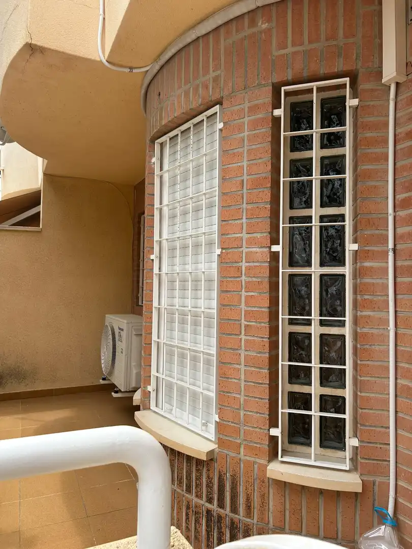 Vista exterior de Casa adosada en venda en Murcia amb Aire condicionat, Calefacció i Parquet