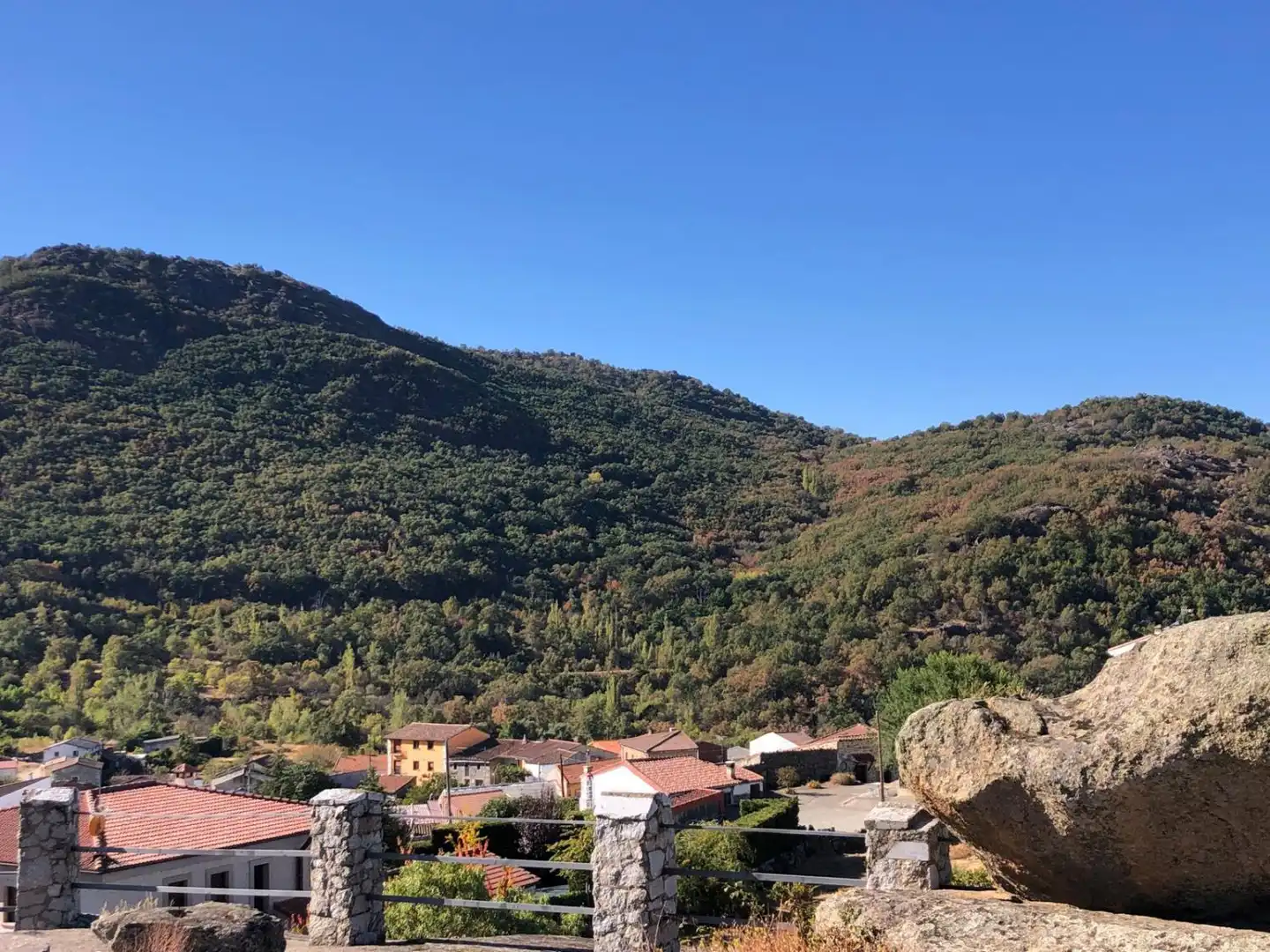 Vista exterior de Casa o chalet en venta en Sanchotello con Calefacción