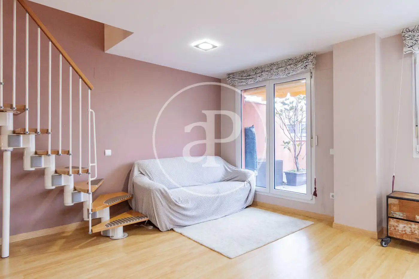 Sala de estar de Piso de alquiler en Madrid con Aire acondicionado, Calefacción y Terraza