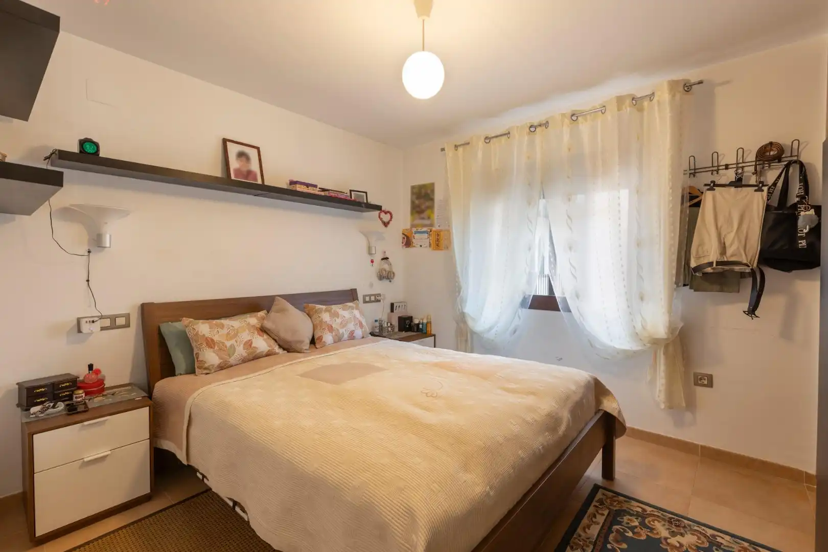 Habitación de Piso en venta en Güéjar Sierra con Aire acondicionado, Calefacción y Terraza