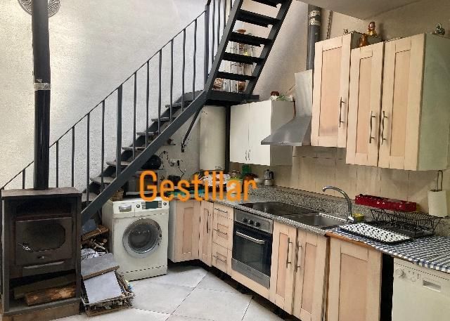 Study for sale in Poble - Casc Antic
