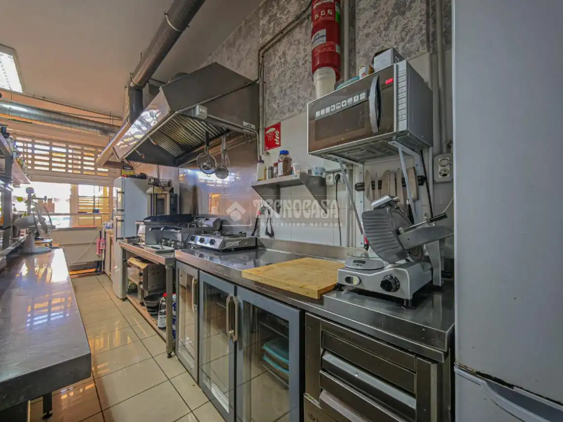 Cocina de Local en venta en Arona con Aire acondicionado