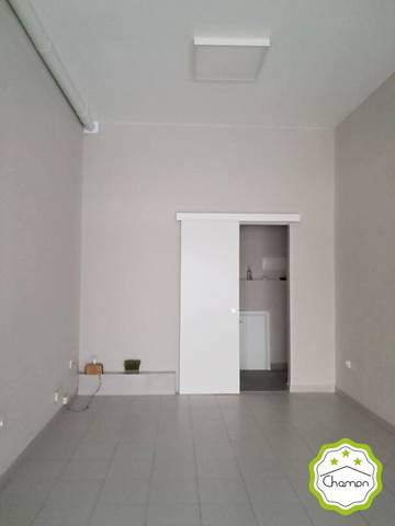 Local comercial en Alquiler en Juan XXIII Plaza en Arrigorriaga