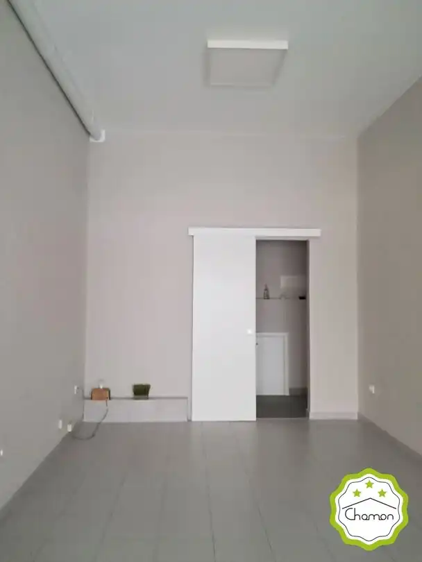 Business premises to rent in Juan XXIII Plaza