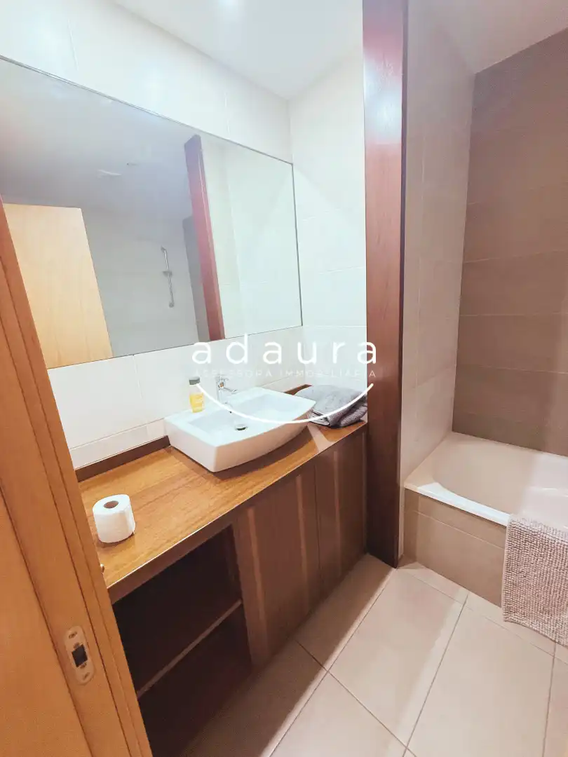 Piso en venta en Camí Ral de la Mercè, 434, Centre