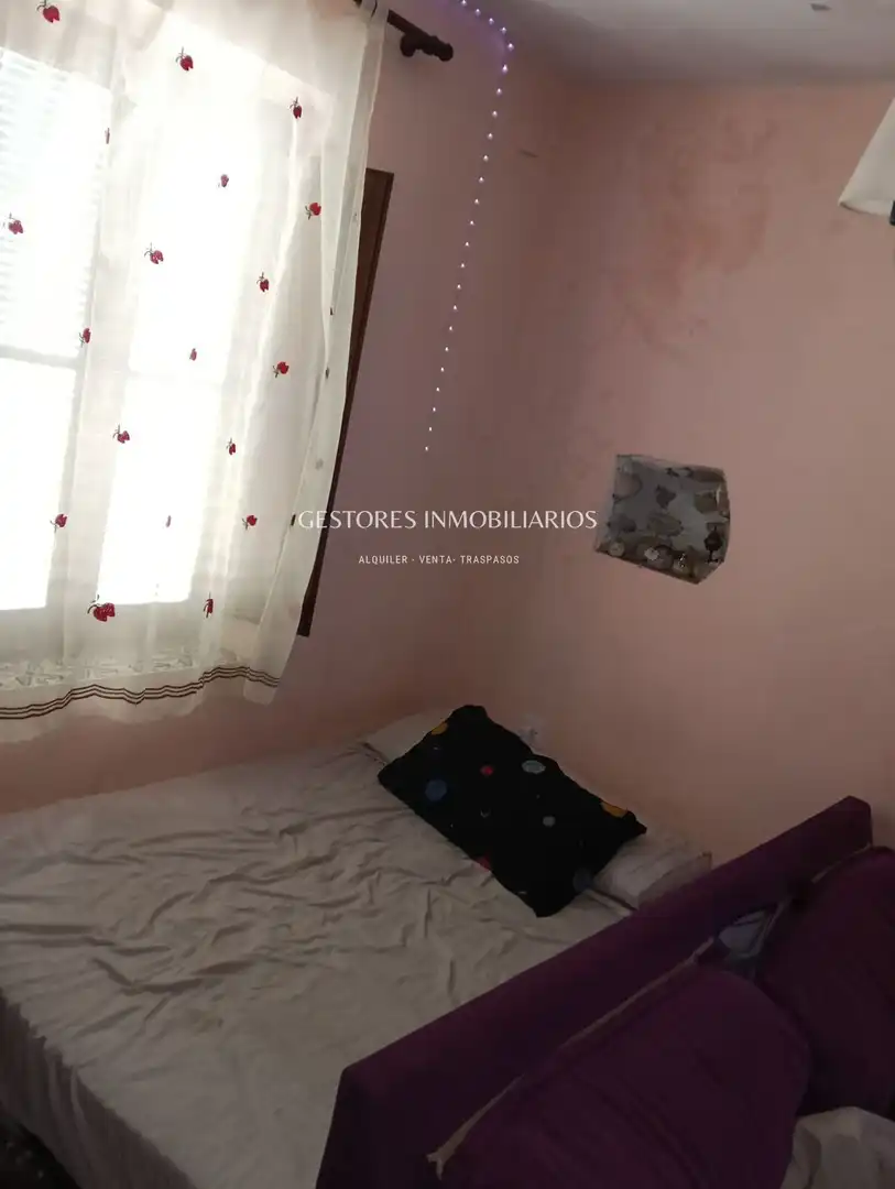 Dormitori de Casa o xalet en venda en Quatretondeta amb Calefacció, Terrassa i Traster