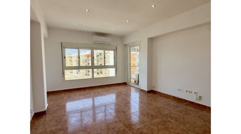 Foto 2 de Piso en venta en Calle Albacete, Es Camp Redó, Palma de Mallorca