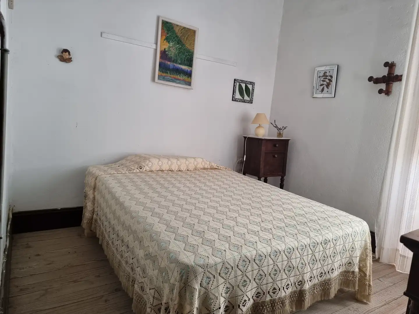 Schlafzimmer von Country house zum Verkauf in A Estrada  mit Privatgarten, Parkett und Terrasse