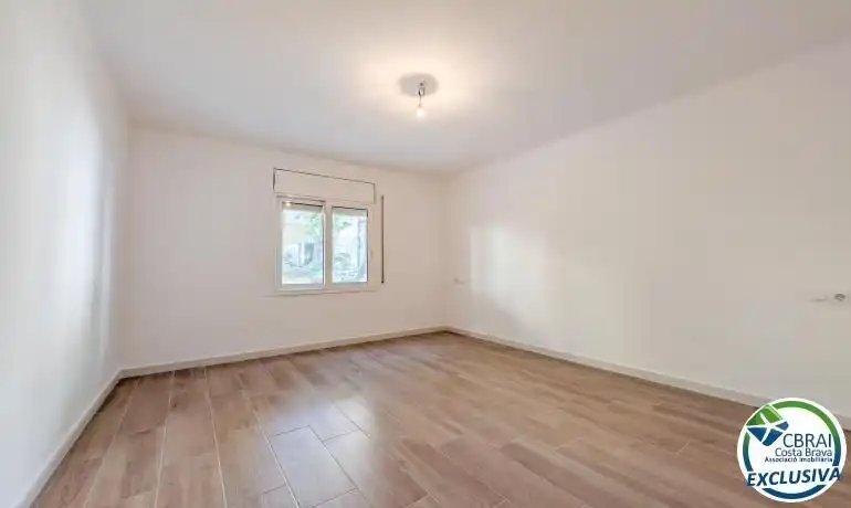 Dormitori de Apartament en venda en Portbou