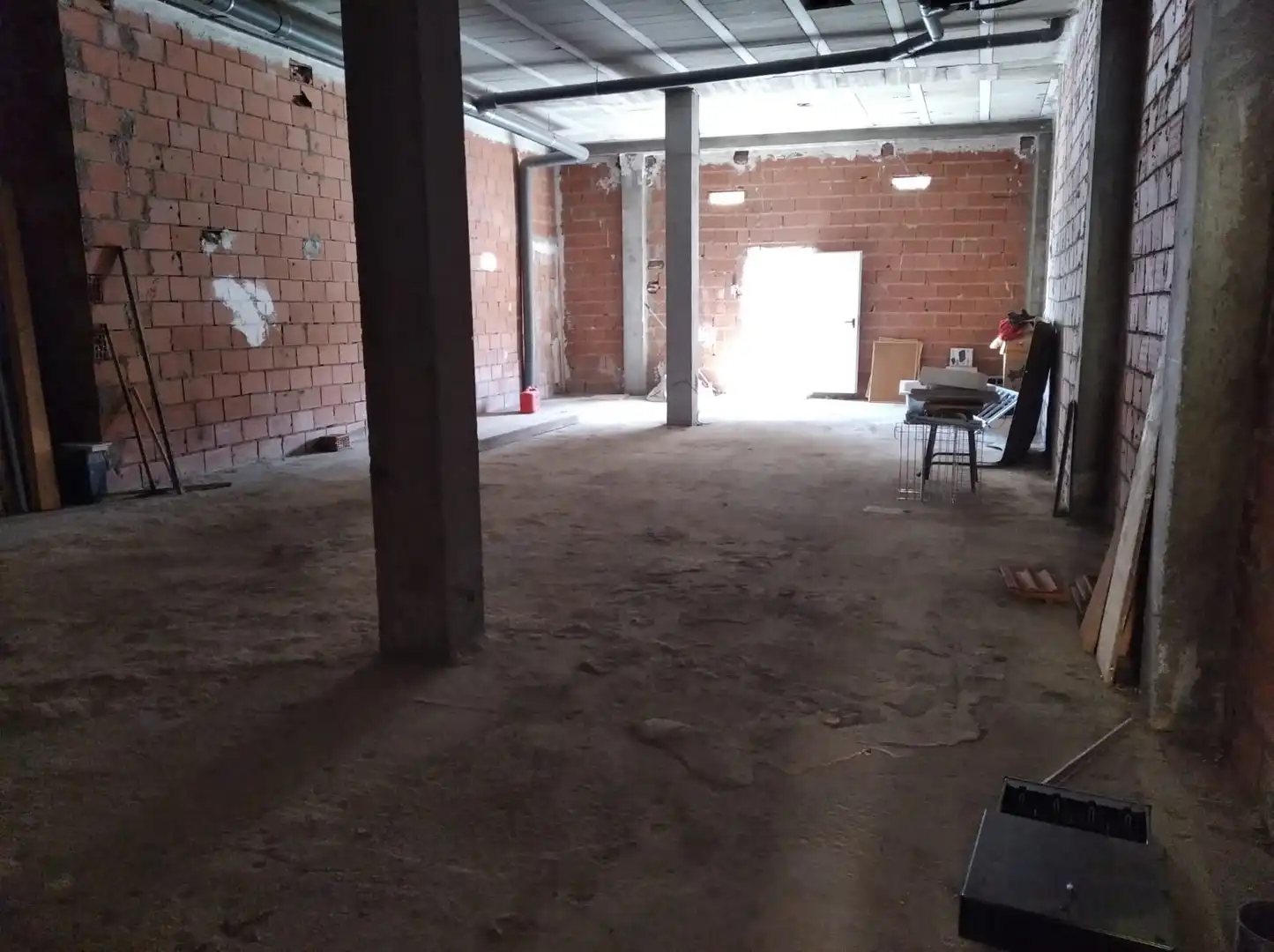 Local comercial en venta en Calle del Submarino 113, imagen 2