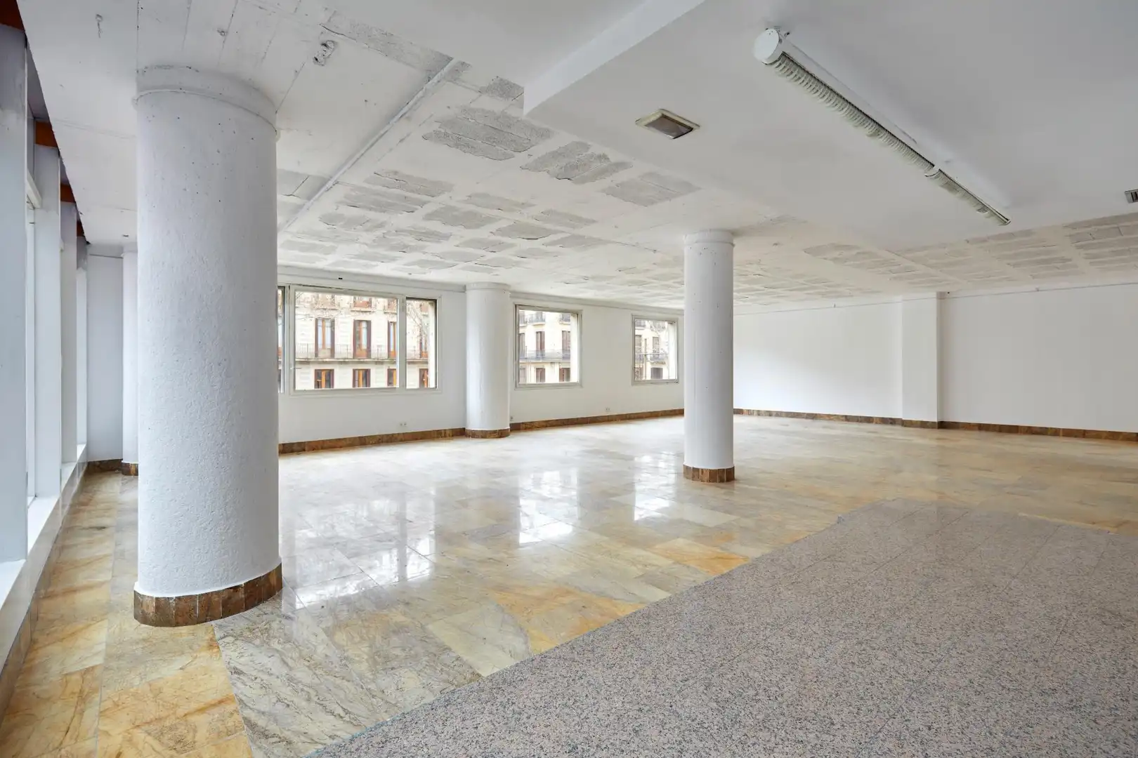 Oficina de lloguer en  Barcelona Capital amb Aire condicionat i Terrassa