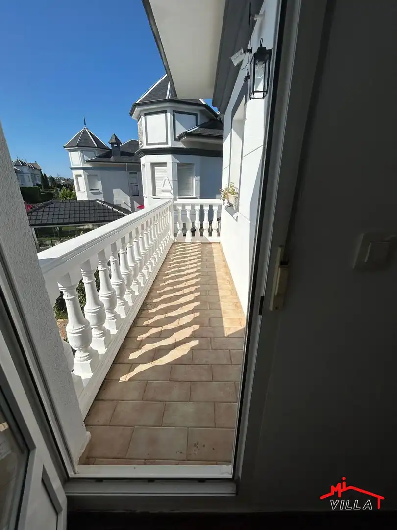 Balcony of Houses for sale in Bárcena de Cicero  with Heating and Terrace