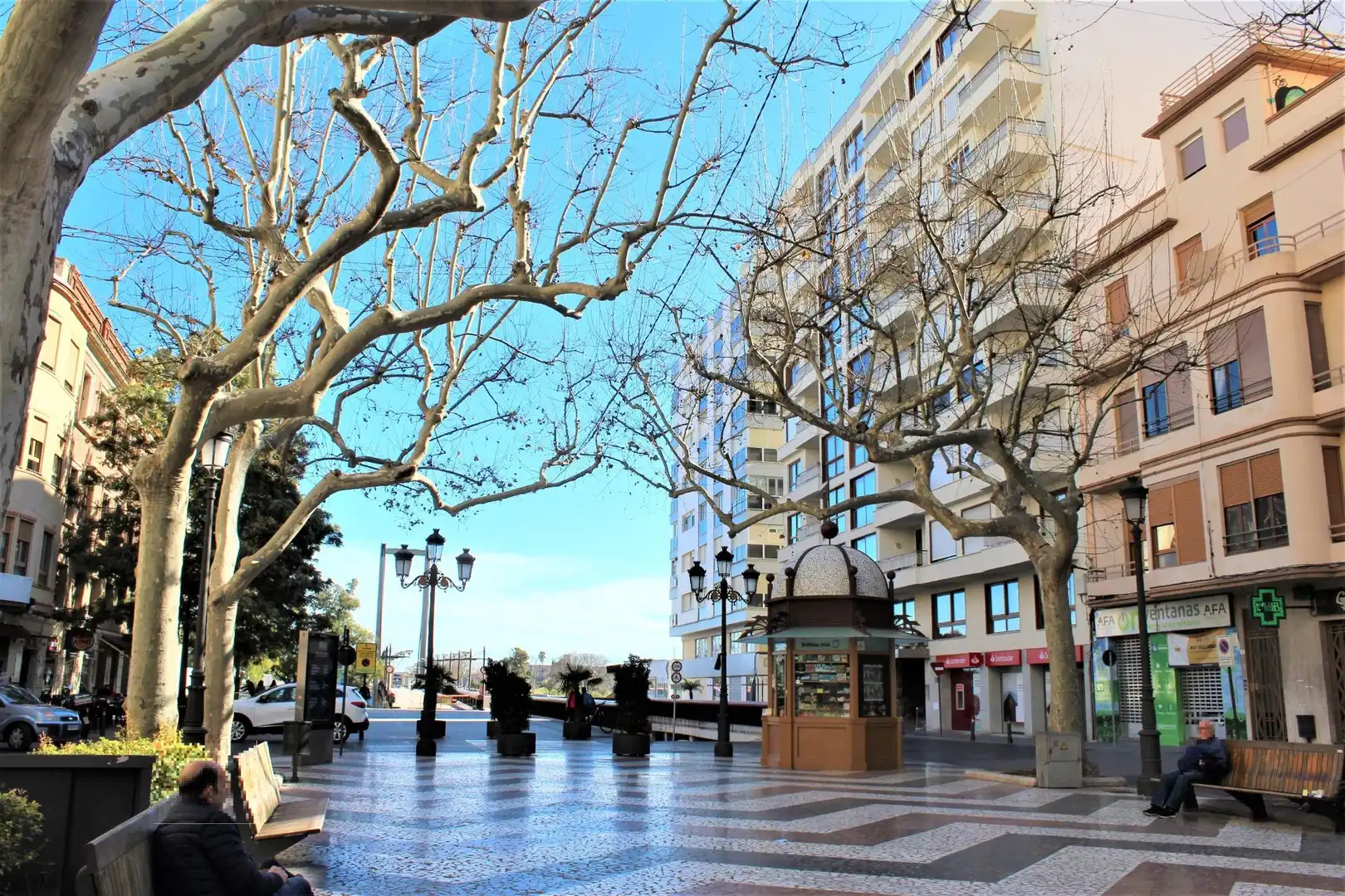 Außenansicht von Wohnung zum Verkauf in Gandia mit Klimaanlage, Heizung und Terrasse