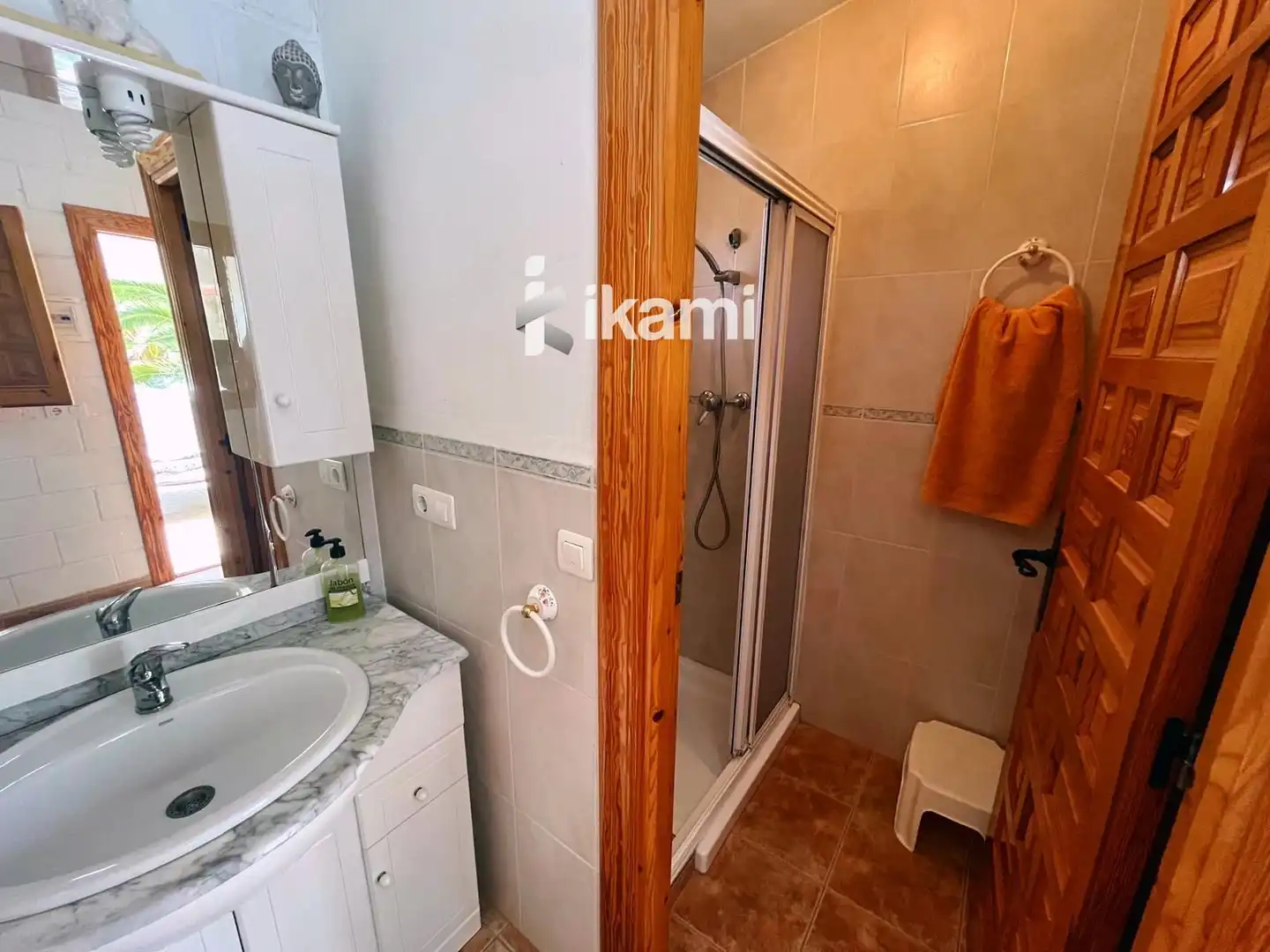 Baño de Casa o chalet en venta en Elda con Calefacción, Trastero y Piscina