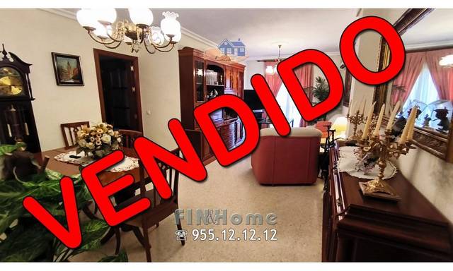 Piso en Venta en Triana Oeste