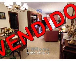 Bedroom of Flat for sale in  Sevilla Capital  with Air Conditioner, Heating and Terrace