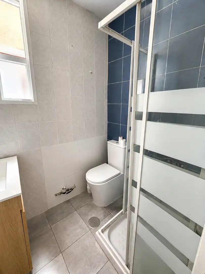 Bathroom of Flat for sale in Madrid  with Heating