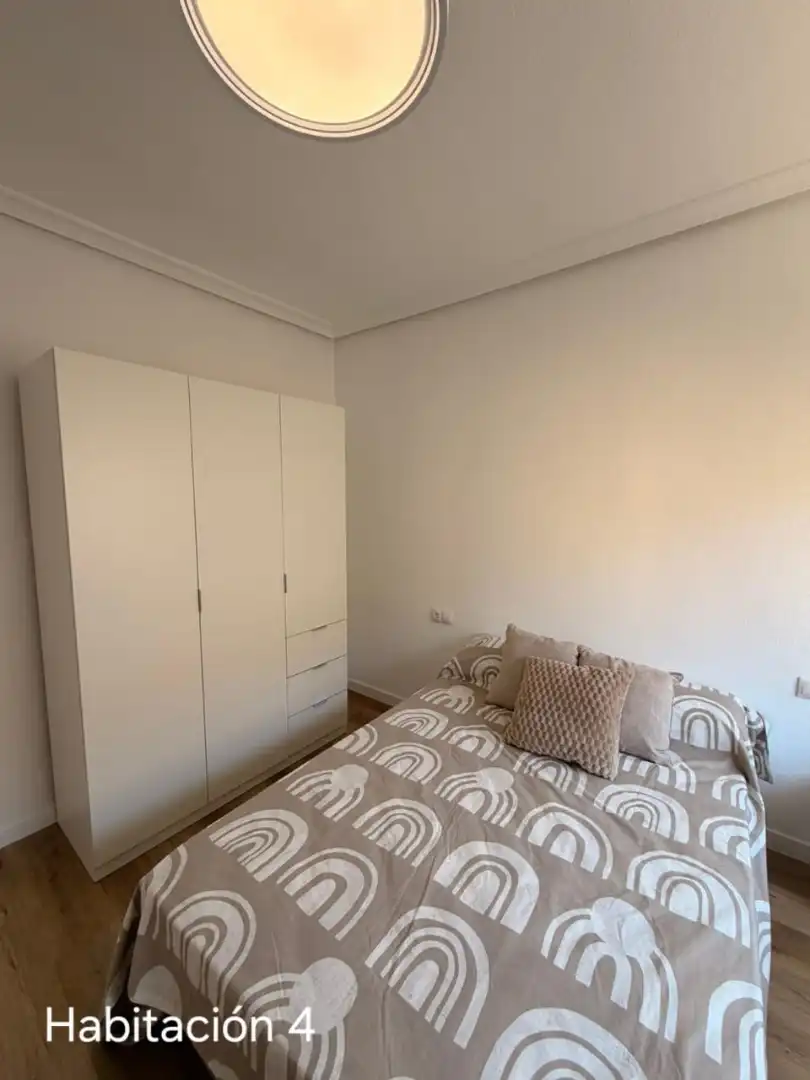 Habitación de Piso para compartir en Murcia con Amueblado, Horno y Lavadora