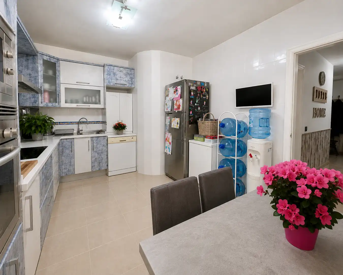 Kitchen of Flat for sale in Roquetas de Mar  with Air Conditioner, Terrace and Community pool