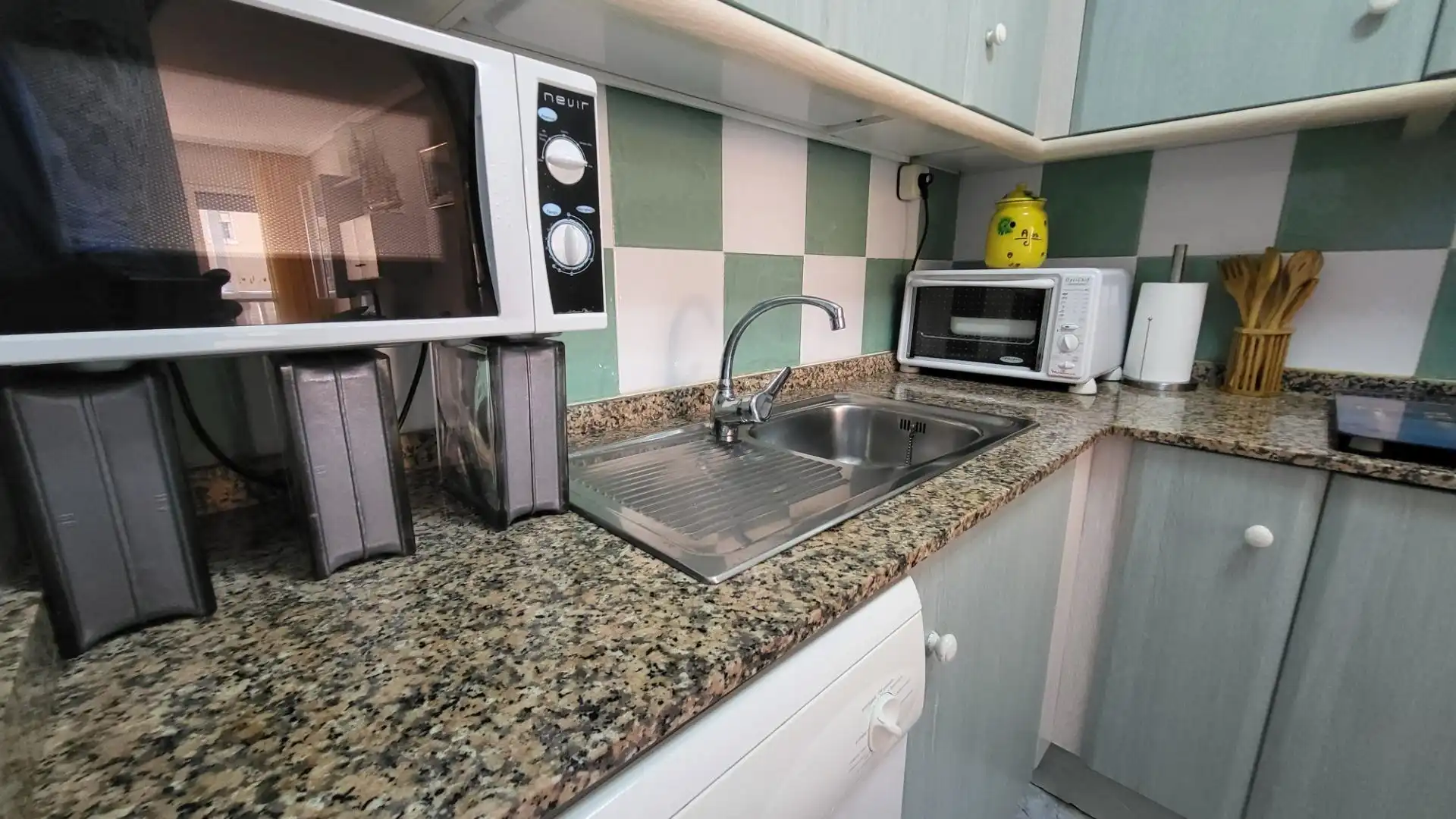 Kitchen of Apartments for sale in Elche / Elx  with Private garden, Terrace and Storage room
