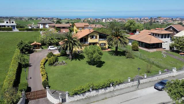 Casa-chalet en Venta en Calle Bella Vista, 8 en Suances