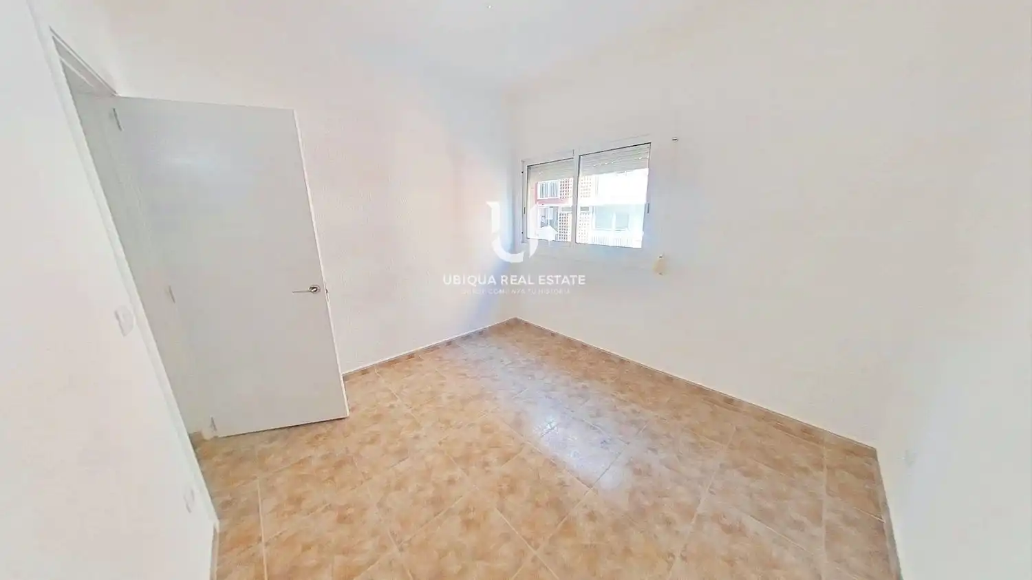 Habitación de Piso en venta en Barcelona con Terraza y Balcón