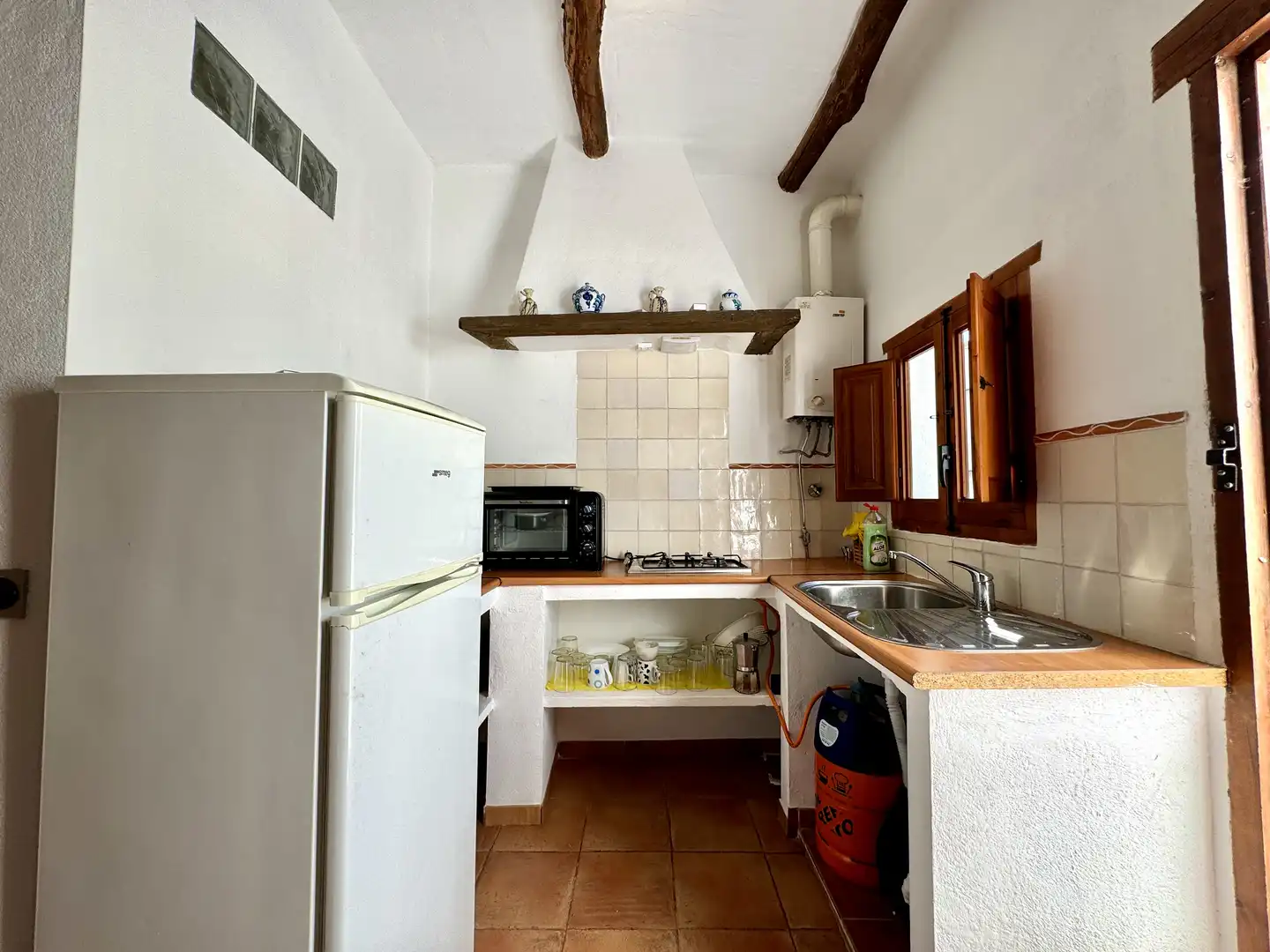 Cocina de Terreno en venta en Alpujarra de la Sierra