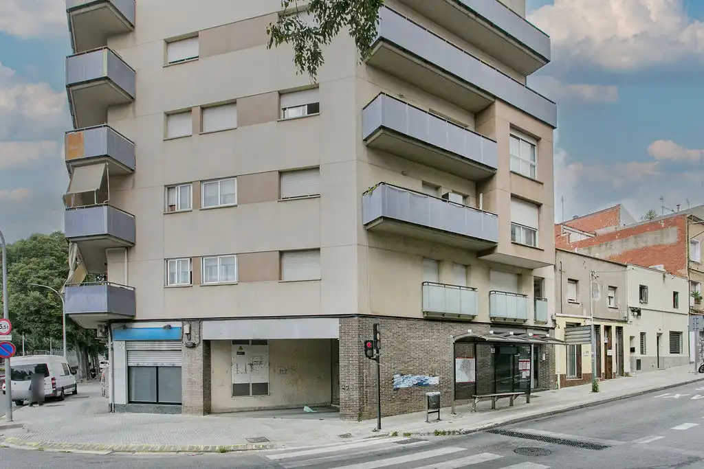 Vista exterior de Pis en venda en Terrassa