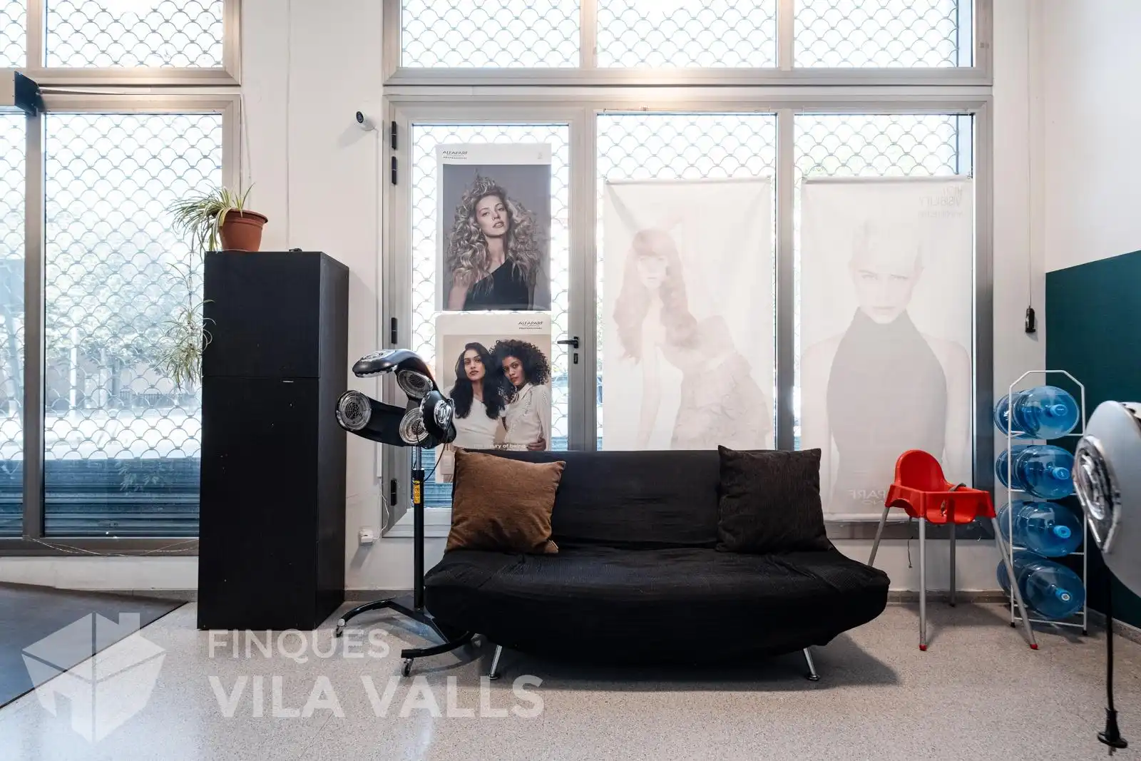 Sala de estar de Local de alquiler en Sant Feliu de Codines con Aire acondicionado y Amueblado