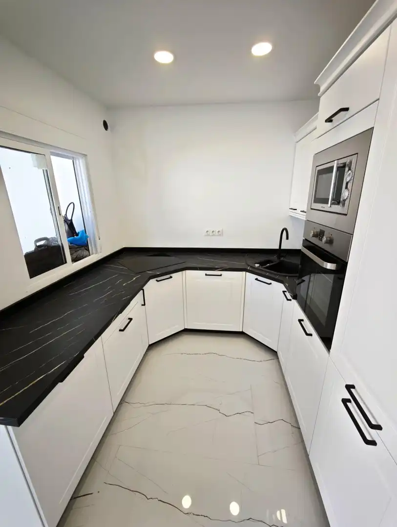 Cuina de Dúplex en venda en Alhaurín El Grande amb Aire condicionat i Balcó