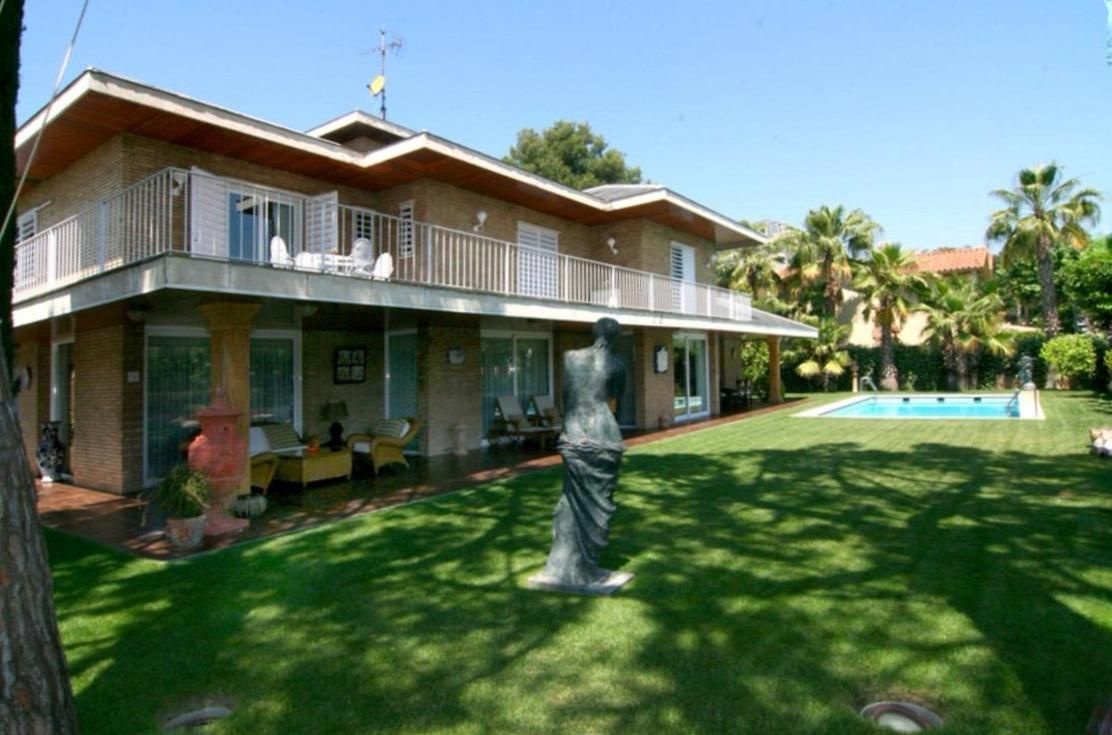 Jardín de Casa o chalet en venta en Tiana con Jardín privado, Terraza y Piscina