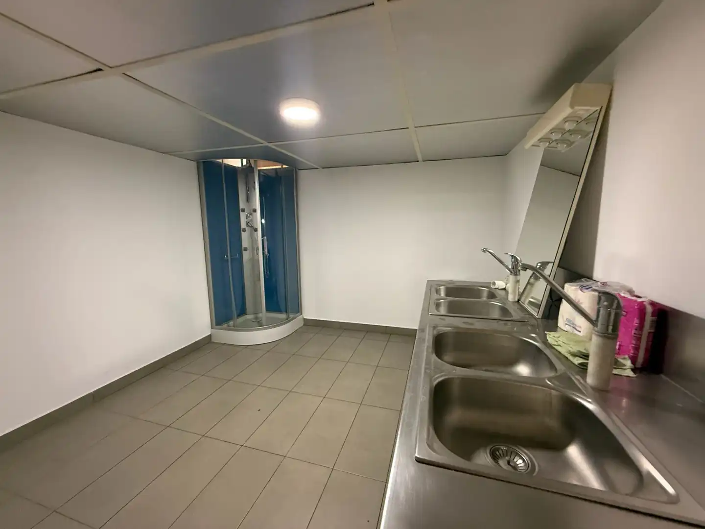 Baño de Nave industrial en venta en Alcoy / Alcoi