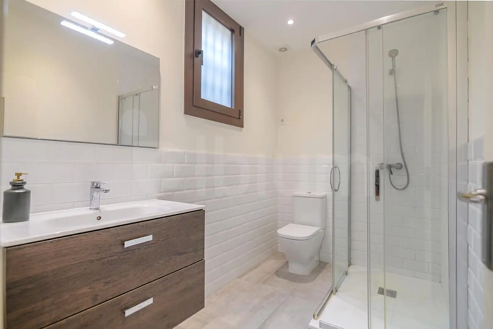 Baño de Piso en venta en Ciutat Vella