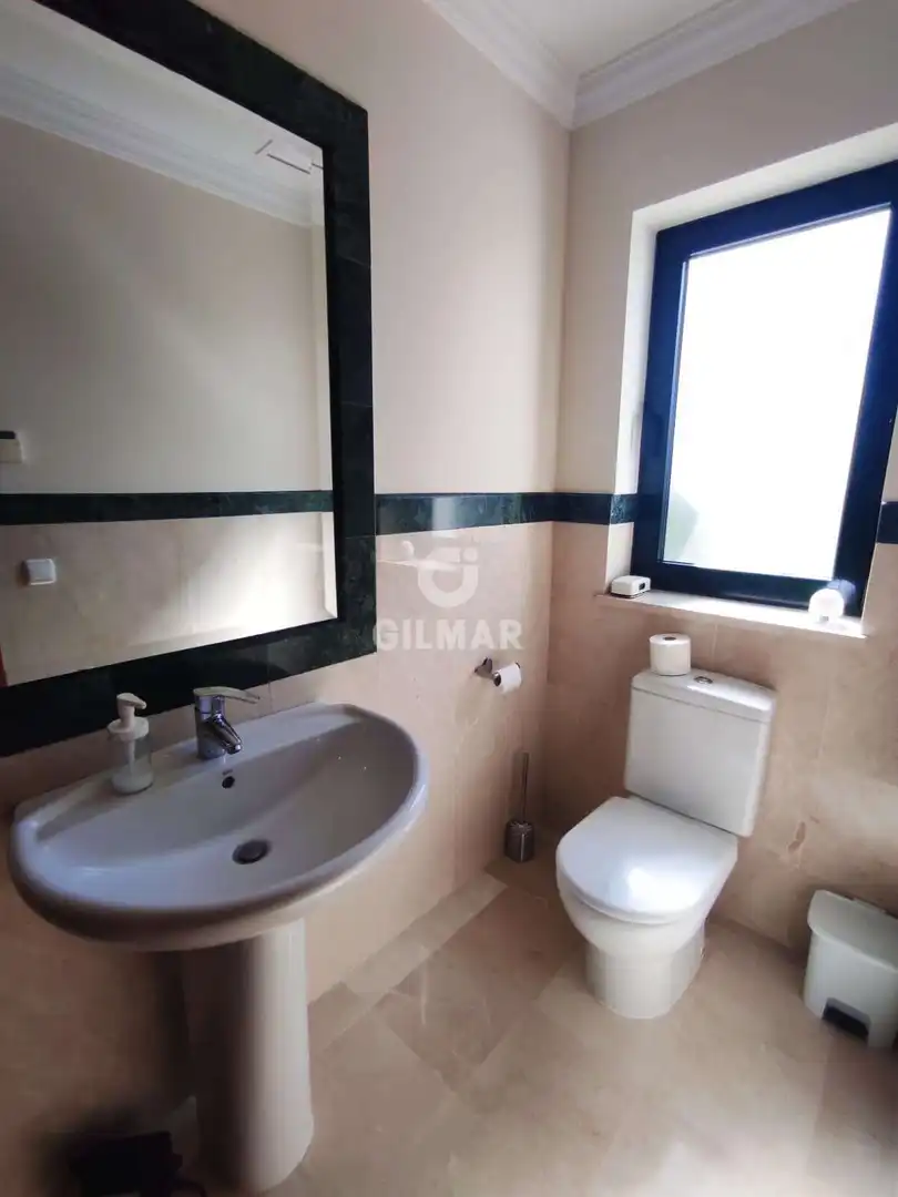 Baño de Casa o chalet en venta en Arcos de la Frontera con Calefacción, Jardín privado y Piscina