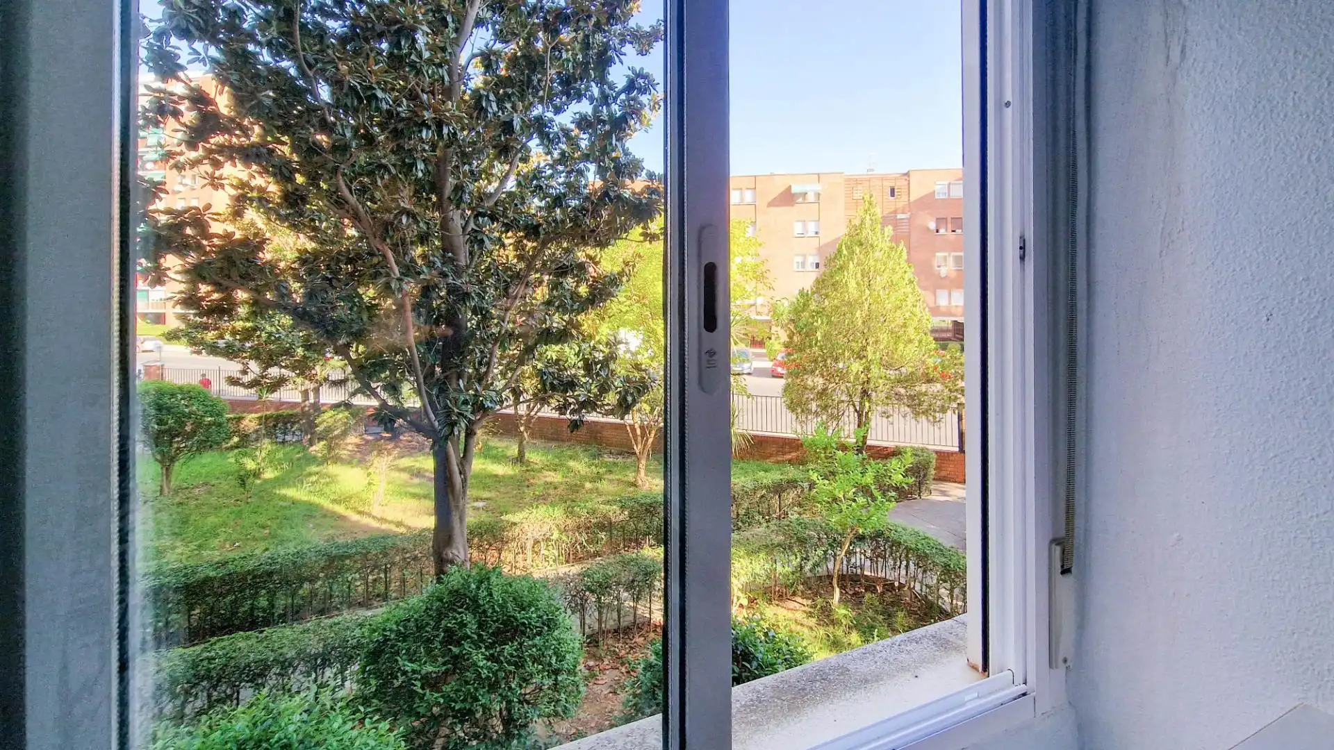 Außenansicht von Wohnung zur Miete in Badajoz mit Privatgarten, Möbliert und Balkon