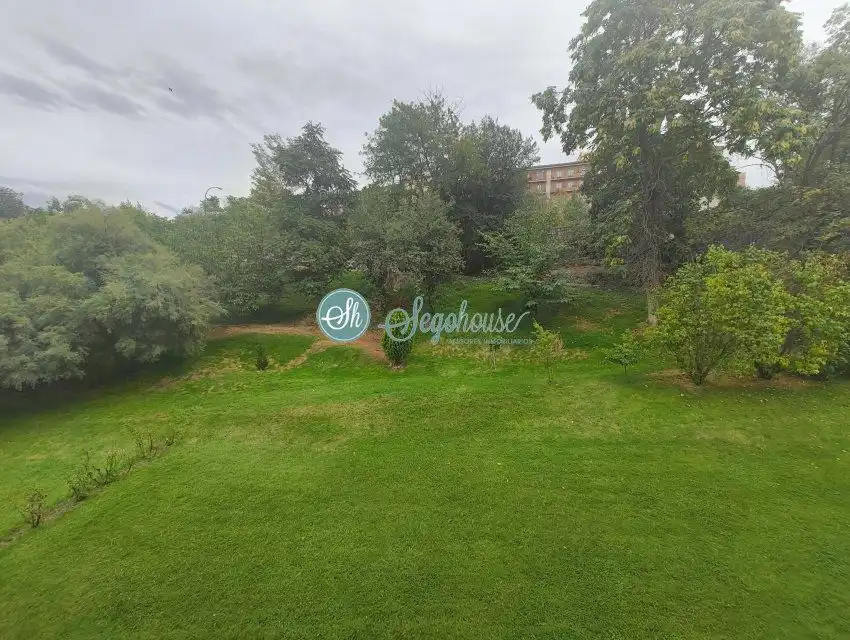 Flat for rent in Segovia  with Heating, Parquet flooring and Terrace